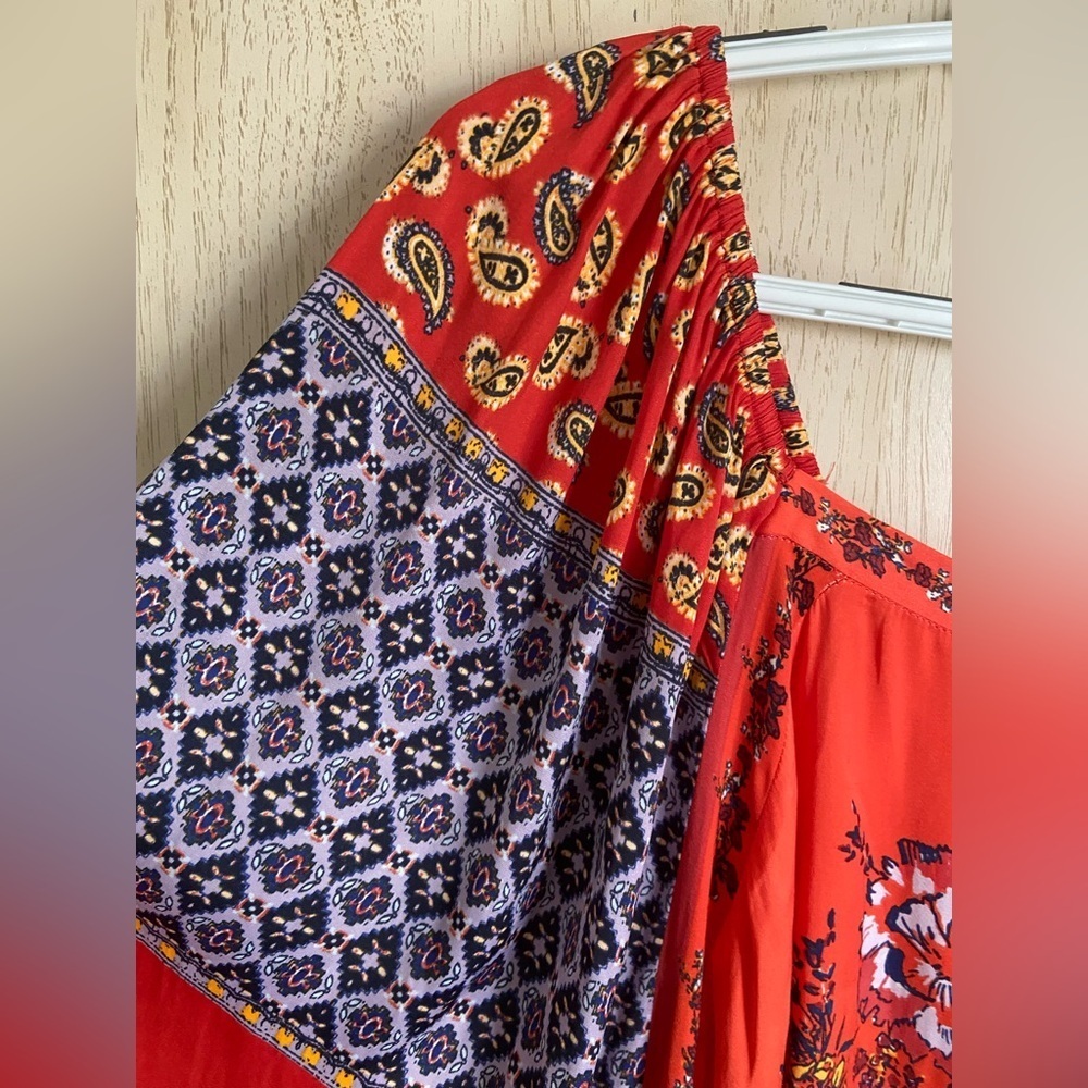 FREE PEOPLE Positano Printed Blouse in Red Orange Floral Sz Large - Picture 6 of 12
